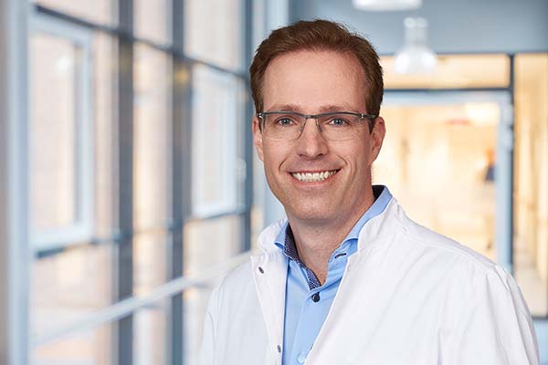 Prof. Dr. med. Jörg Pelz, Chefarzt Peritonealkarzinose